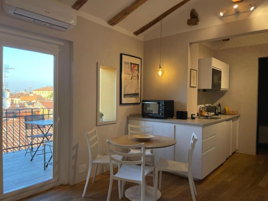 Romantic Attic Room With Panoramic View Bologna Exterior foto