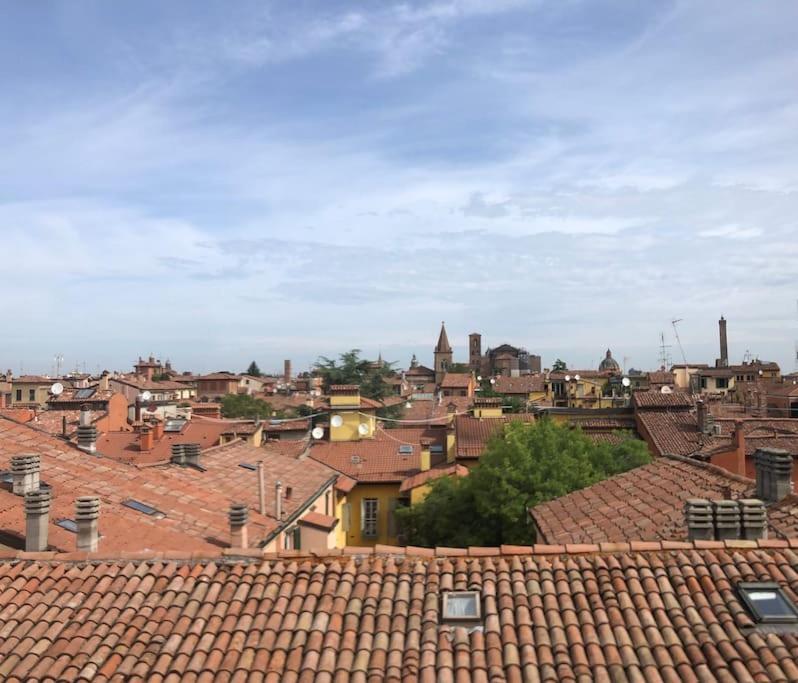 Romantic Attic Room With Panoramic View Bologna Exterior foto