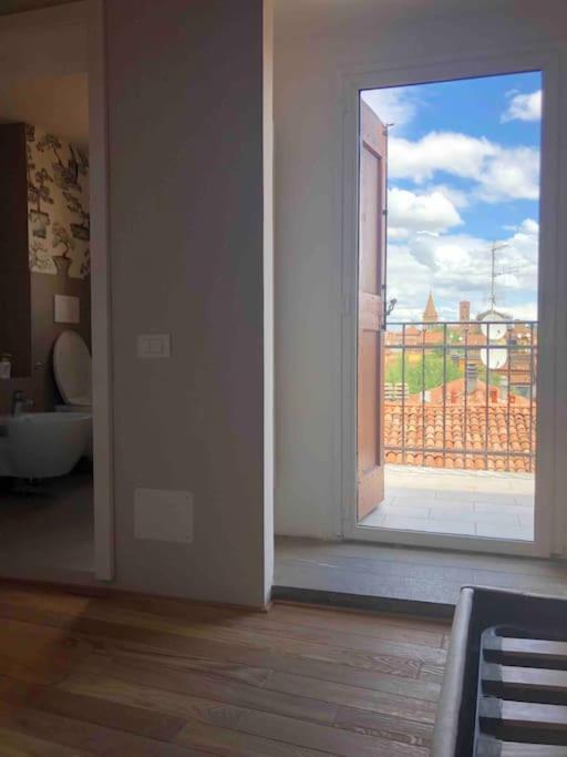 Romantic Attic Room With Panoramic View Bologna Exterior foto