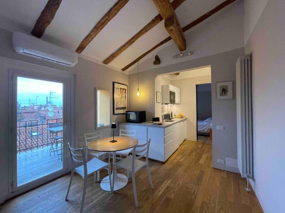 Romantic Attic Room With Panoramic View Bologna Exterior foto